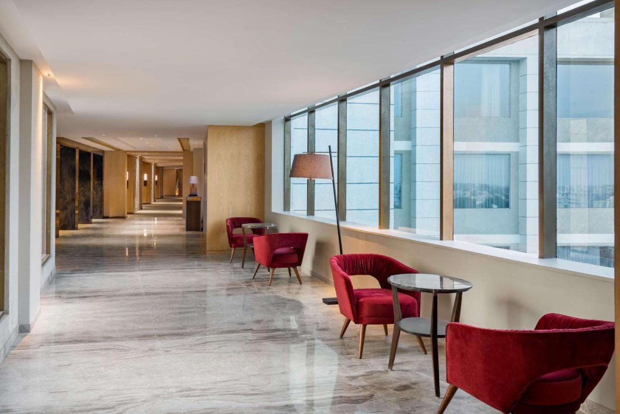 Radisson Bhopal Hotell Eksteriør bilde