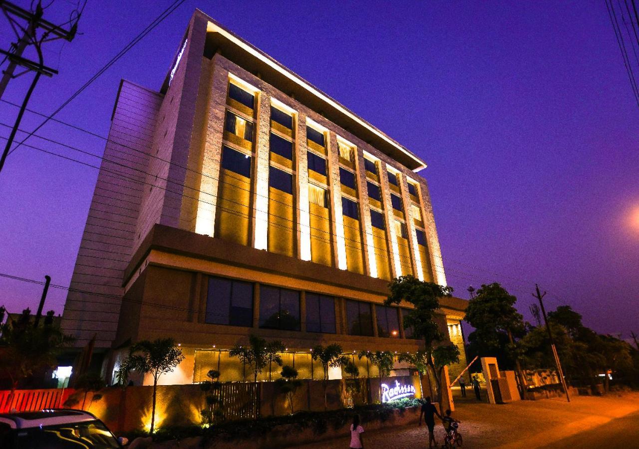 Radisson Bhopal Hotell Eksteriør bilde