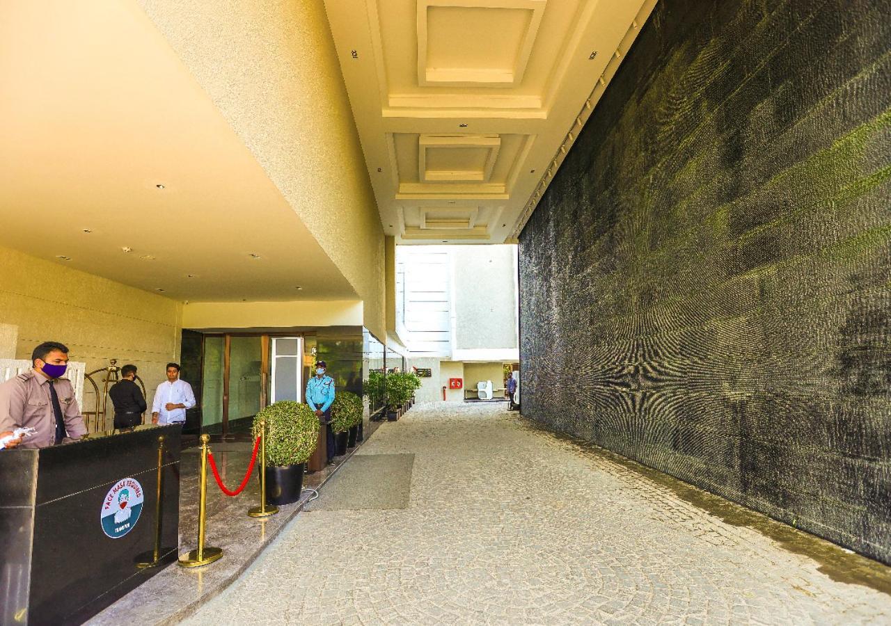 Radisson Bhopal Hotell Eksteriør bilde
