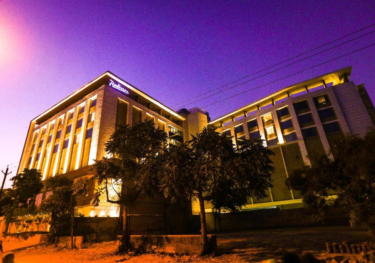 Radisson Bhopal Hotell Eksteriør bilde