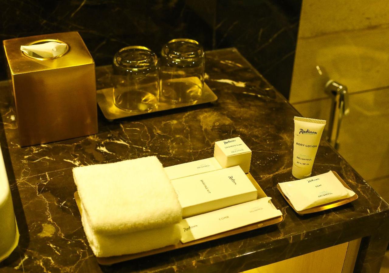 Radisson Bhopal Hotell Eksteriør bilde