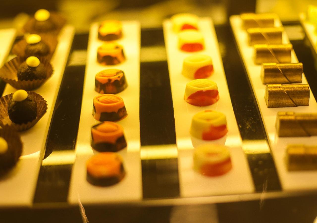 Radisson Bhopal Hotell Eksteriør bilde