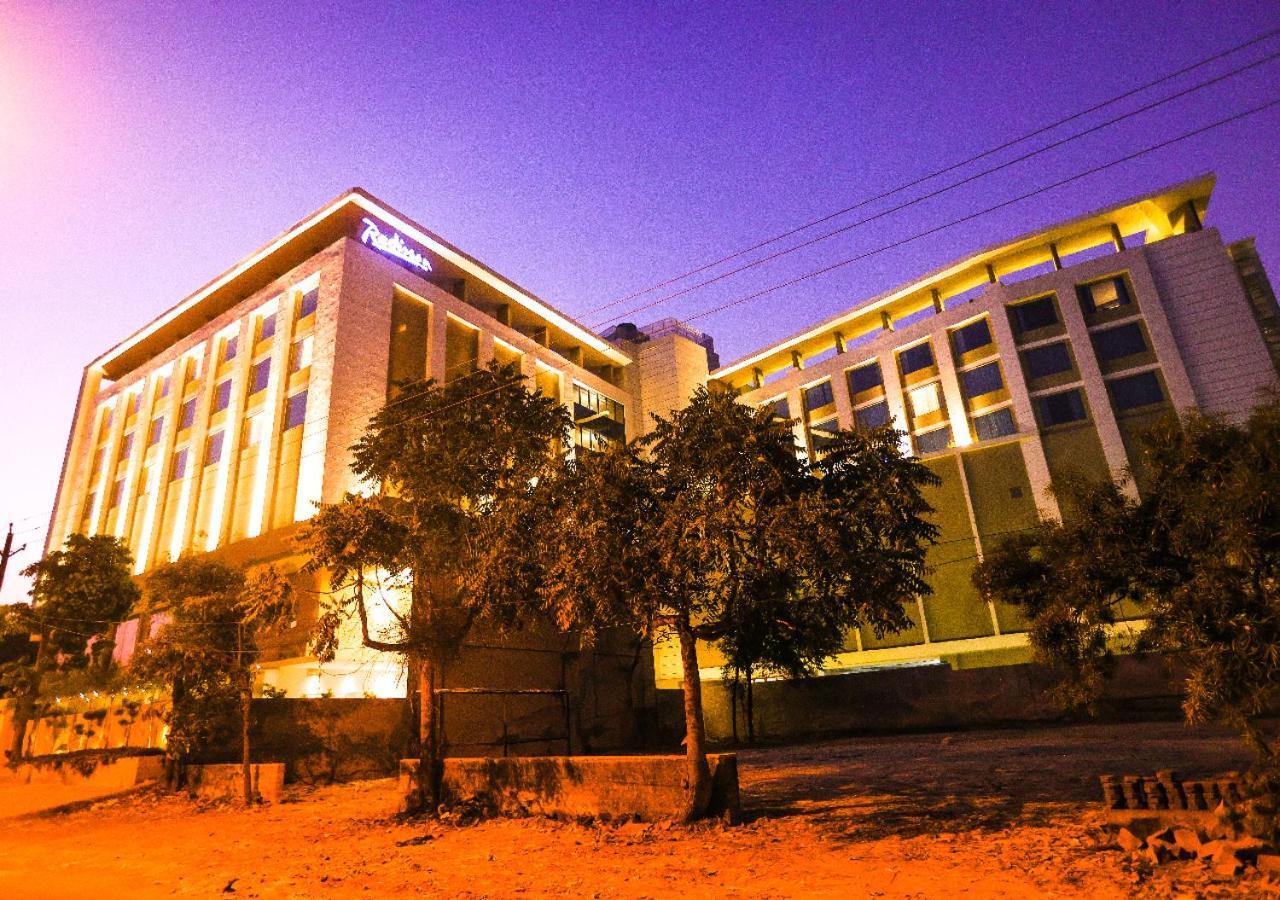 Radisson Bhopal Hotell Eksteriør bilde