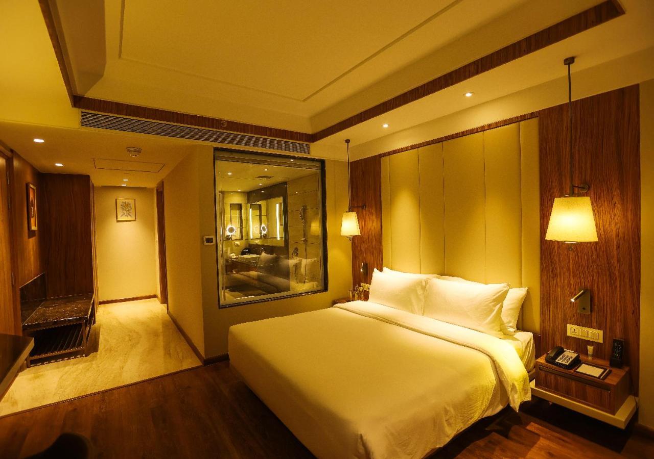 Radisson Bhopal Hotell Eksteriør bilde